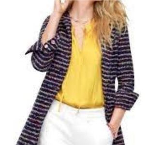 🌺 Cabi Headline Topper #5660
🌺 Size 4
🌺Removable belt 
🌺 Originally $299